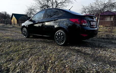 Hyundai Solaris II рестайлинг, 2013 год, 1 150 000 рублей, 10 фотография