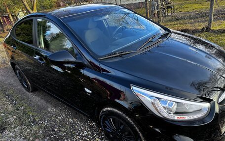 Hyundai Solaris II рестайлинг, 2013 год, 1 150 000 рублей, 3 фотография