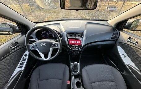 Hyundai Solaris II рестайлинг, 2013 год, 1 150 000 рублей, 21 фотография