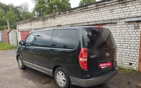 Hyundai H-1 II рестайлинг, 2008 год, 950 000 рублей, 8 фотография