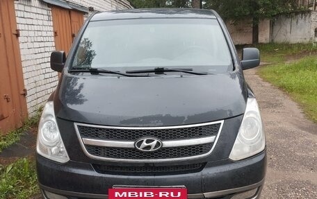 Hyundai H-1 II рестайлинг, 2008 год, 950 000 рублей, 14 фотография