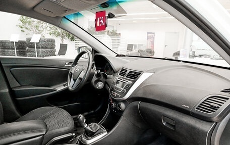 Hyundai Solaris II рестайлинг, 2016 год, 935 000 рублей, 13 фотография