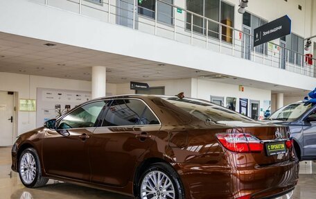 Toyota Camry, 2017 год, 2 248 000 рублей, 5 фотография