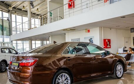 Toyota Camry, 2017 год, 2 248 000 рублей, 7 фотография