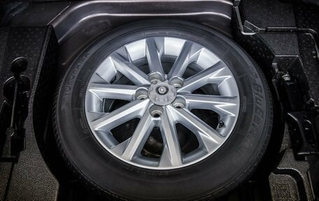 Toyota Camry, 2017 год, 2 248 000 рублей, 34 фотография