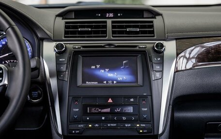 Toyota Camry, 2017 год, 2 248 000 рублей, 21 фотография