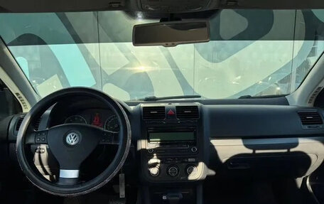 Volkswagen Jetta VI, 2009 год, 625 000 рублей, 2 фотография