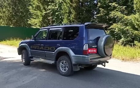 Toyota Land Cruiser Prado 90 рестайлинг, 2000 год, 1 300 000 рублей, 2 фотография