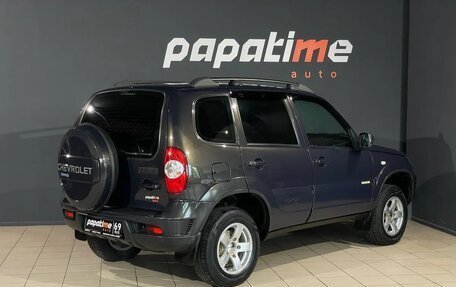 Chevrolet Niva I рестайлинг, 2016 год, 735 000 рублей, 3 фотография