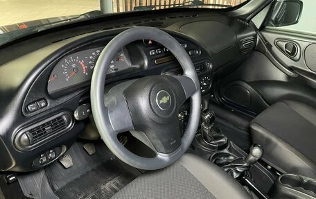 Chevrolet Niva I рестайлинг, 2016 год, 735 000 рублей, 6 фотография