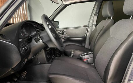 Chevrolet Niva I рестайлинг, 2016 год, 735 000 рублей, 5 фотография