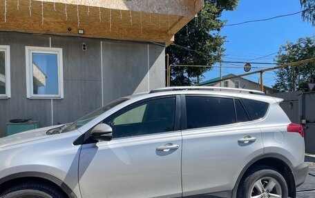 Toyota RAV4, 2013 год, 1 700 000 рублей, 10 фотография