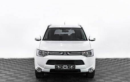 Mitsubishi Outlander III рестайлинг 3, 2013 год, 1 095 000 рублей, 2 фотография