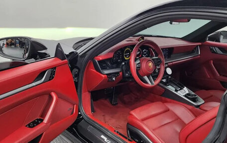 Porsche 911, 2021 год, 12 290 000 рублей, 10 фотография