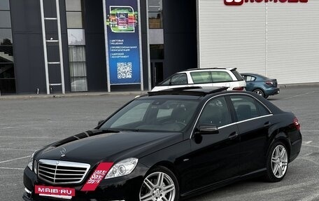 Mercedes-Benz E-Класс, 2012 год, 2 050 000 рублей, 3 фотография