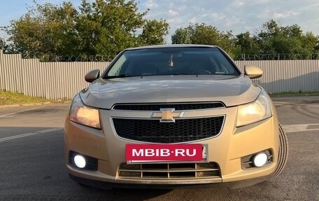 Chevrolet Cruze II, 2009 год, 800 000 рублей, 8 фотография