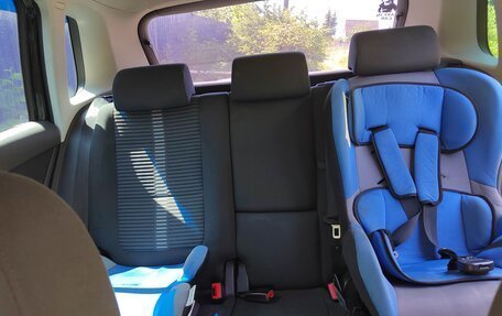 Volkswagen Tiguan I, 2010 год, 1 000 000 рублей, 8 фотография