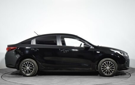 KIA Rio IV, 2018 год, 1 190 000 рублей, 4 фотография