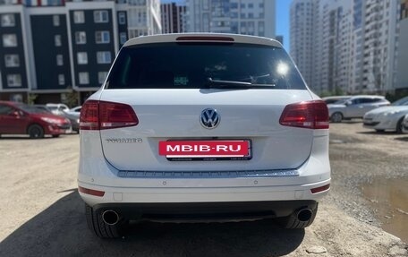 Volkswagen Touareg III, 2014 год, 2 350 000 рублей, 11 фотография