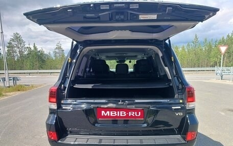 Toyota Land Cruiser 200, 2016 год, 5 990 000 рублей, 6 фотография