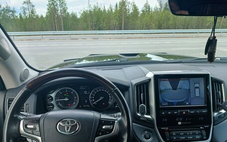 Toyota Land Cruiser 200, 2016 год, 5 990 000 рублей, 9 фотография