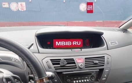 Citroen C4 Picasso II рестайлинг, 2010 год, 699 000 рублей, 13 фотография