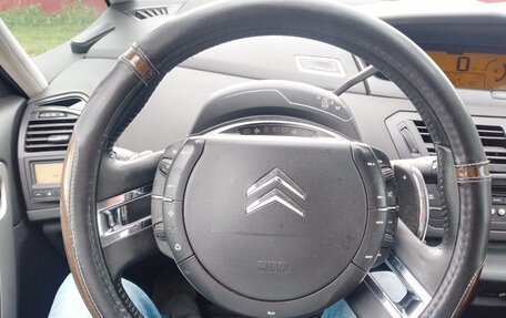 Citroen C4 Picasso II рестайлинг, 2010 год, 699 000 рублей, 17 фотография