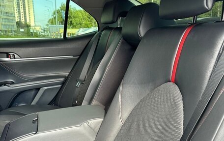 Toyota Camry, 2020 год, 3 070 000 рублей, 7 фотография
