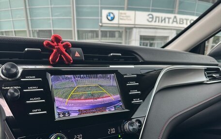 Toyota Camry, 2020 год, 3 070 000 рублей, 12 фотография
