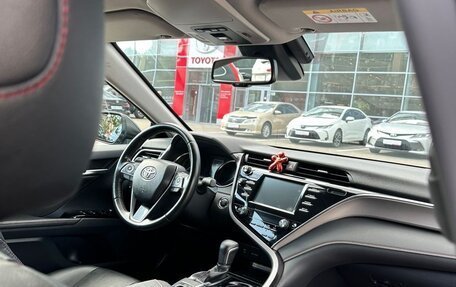 Toyota Camry, 2020 год, 3 070 000 рублей, 13 фотография