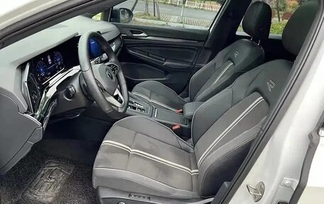 Volkswagen Golf VIII, 2022 год, 2 255 000 рублей, 5 фотография
