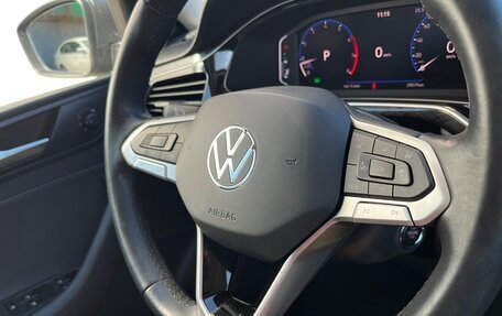 Volkswagen Polo VI (EU Market), 2021 год, 1 743 800 рублей, 21 фотография