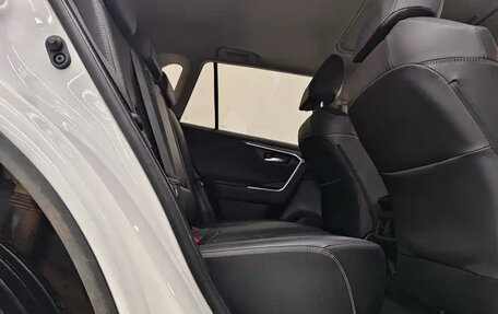 Toyota RAV4, 2022 год, 2 295 000 рублей, 22 фотография