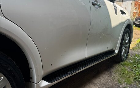 Infiniti QX56, 2012 год, 1 750 000 рублей, 3 фотография