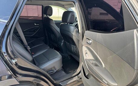 Hyundai Santa Fe III рестайлинг, 2017 год, 1 695 000 рублей, 2 фотография
