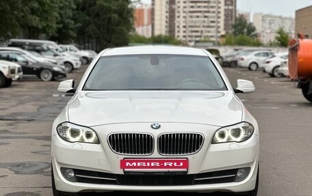 BMW 5 серия, 2011 год, 2 350 000 рублей, 3 фотография