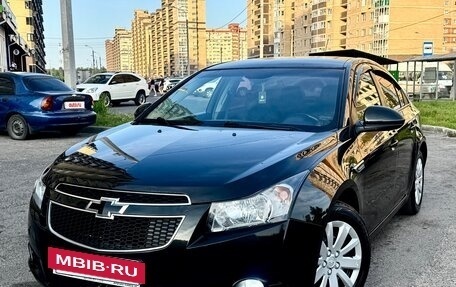 Chevrolet Cruze II, 2012 год, 819 999 рублей, 5 фотография