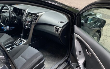 Hyundai i30 II рестайлинг, 2013 год, 800 000 рублей, 7 фотография