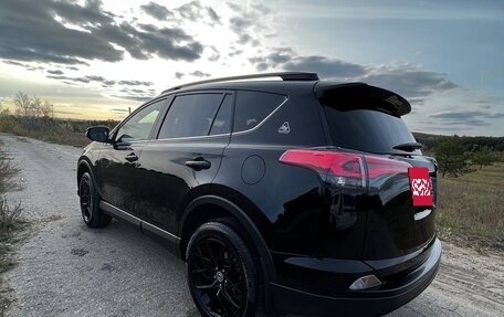 Toyota RAV4, 2019 год, 2 600 000 рублей, 7 фотография