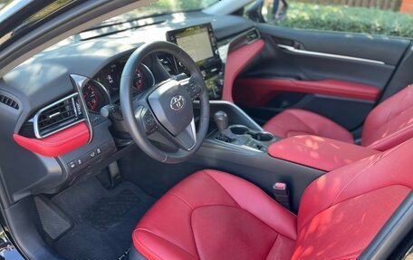 Toyota Camry, 2021 год, 3 200 000 рублей, 7 фотография