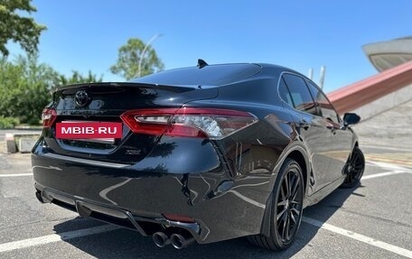 Toyota Camry, 2021 год, 3 200 000 рублей, 6 фотография