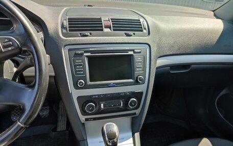 Skoda Octavia, 2011 год, 980 000 рублей, 9 фотография