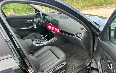 BMW 3 серия, 2020 год, 2 550 000 рублей, 11 фотография