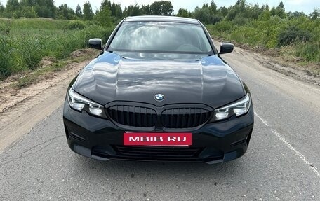 BMW 3 серия, 2020 год, 2 550 000 рублей, 16 фотография