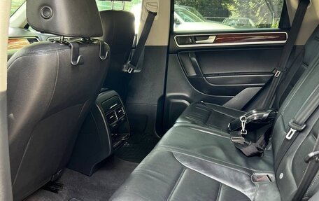 Volkswagen Touareg III, 2010 год, 1 333 300 рублей, 17 фотография
