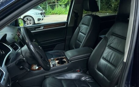 Volkswagen Touareg III, 2010 год, 1 333 300 рублей, 24 фотография