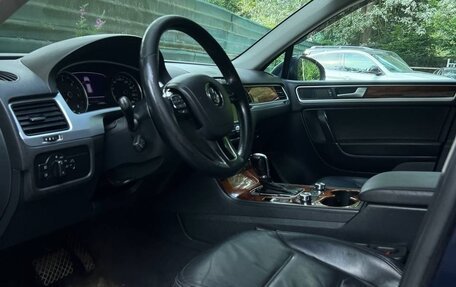 Volkswagen Touareg III, 2010 год, 1 333 300 рублей, 26 фотография