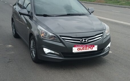 Hyundai Solaris II рестайлинг, 2015 год, 840 000 рублей, 3 фотография