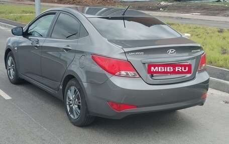 Hyundai Solaris II рестайлинг, 2015 год, 840 000 рублей, 4 фотография