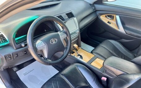 Toyota Camry, 2006 год, 750 000 рублей, 10 фотография